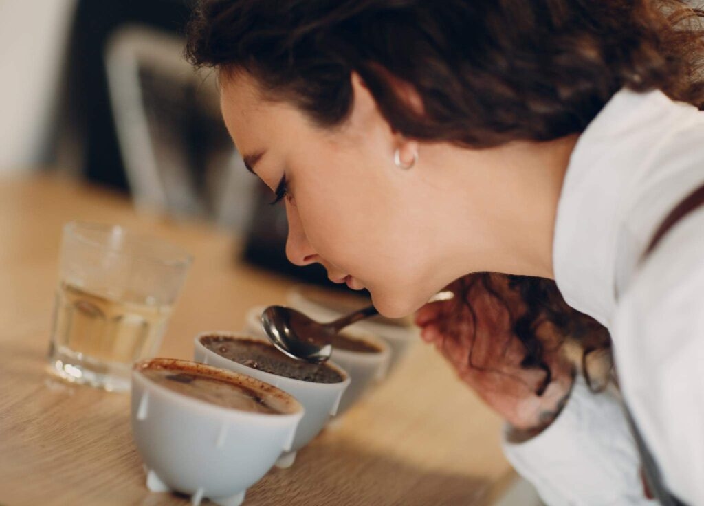 Cupping – Kavová degustace z celého světa