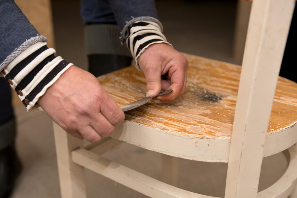 Kurz renovace dřevěného nábytku