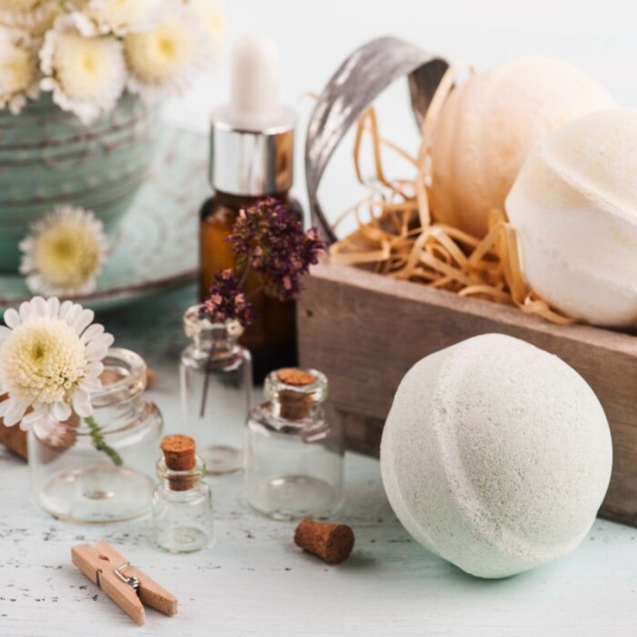 Návod na výrobu domácí koupelové soli a bomby do koupele