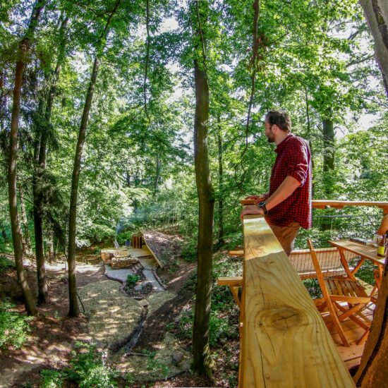 Treehouse-Zvicina-vyhled-terasa-spa